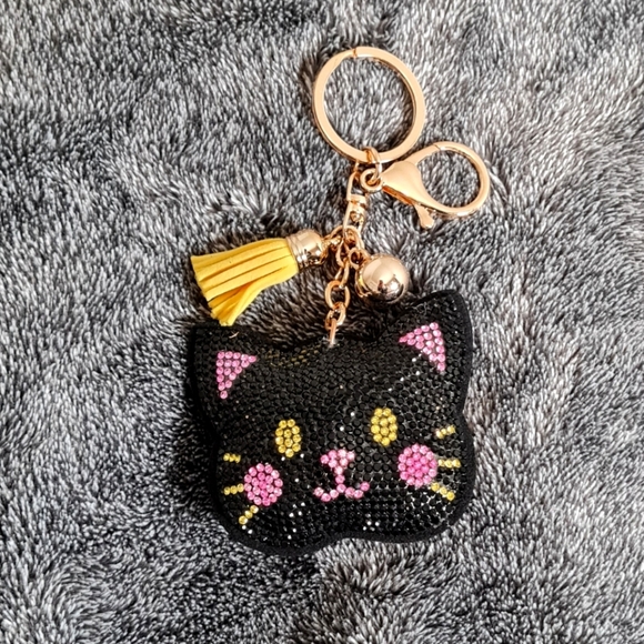 *ONE* Crystal Black Cat keychain - Picture 1 of 7